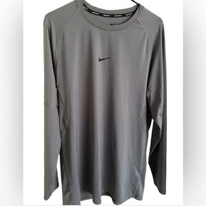 Nike Dark Gray Long Sleeve Shirt. Size large & NWOT!